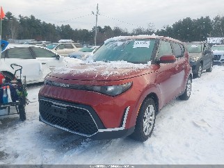 2023 Kia Soul, VIN KNDJ23AUXP7190523. Фото 2 з 6 з аукціону IAAI. Каталог авто зі США OpenDataCar.