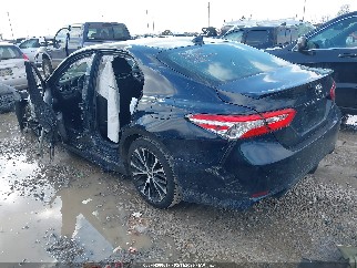 2020 Toyota Camry, VIN 4T1G11AK9LU980824. Фото 3 з 6 з аукціону IAAI. Каталог авто зі США OpenDataCar.
