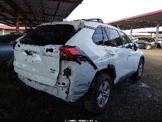 2020 Toyota RAV4, VIN JTMP1RFVXLD050632. Фото 4 з 6 з аукціону IAAI. Каталог авто зі США OpenDataCar.