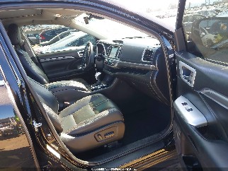 2019 Toyota Highlander, VIN 5TDKZRFH3KS573829. Фото 5 з 6 з аукціону IAAI. Каталог авто зі США OpenDataCar.