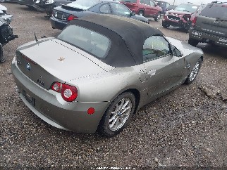 2005 Bmw Z4, VIN 4USBT33525LS58318. Фото 4 из 6 с аукциона IAAI. Каталог авто из США OpenDataCar.