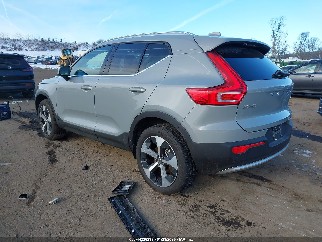 2025 Volvo XC40, VIN YV4L12UJXS2568110. Фото 3 из 6 с аукциона IAAI. Каталог авто из США OpenDataCar.