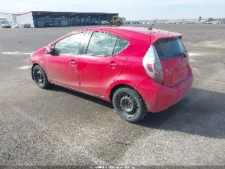 2013 Toyota Prius C, VIN JTDKDTB39D1540436. Фото 3 з 6 з аукціону IAAI. Каталог авто зі США OpenDataCar.