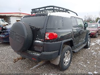 2007 Toyota FJ Cruiser, VIN JTEBU11F870025661. Фото 4 з 6 з аукціону IAAI. Каталог авто зі США OpenDataCar.