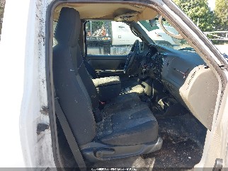 2005 Mazda B2300, VIN 4F4YR12D65PM02156. Фото 5 из 6 с аукциона IAAI. Каталог авто из США OpenDataCar.