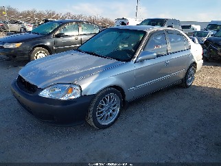 2000 Honda Civic, VIN 2HGEJ6611YH594323. Zdjęcie 2 z 6 z aukcji IAAI. Katalog aut z USA OpenDataCar.