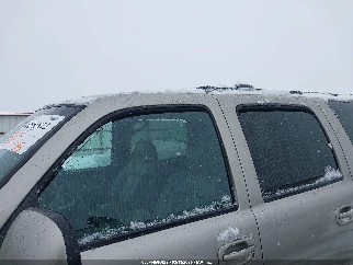 2000 Chevrolet Suburban 1500, VIN 3GNFK16T8YG173923. Фото 6 з 6 з аукціону IAAI. Каталог авто зі США OpenDataCar.