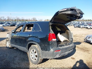 2012 Kia Sorento, VIN 5XYKT3A18CG277034. Фото 3 з 6 з аукціону IAAI. Каталог авто зі США OpenDataCar.