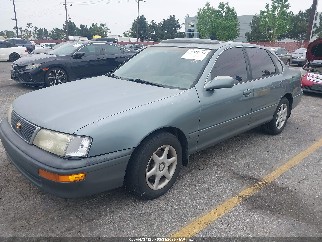 1995 Toyota Avalon, VIN 4T1GB11E5SU028084. Фото 2 из 6 с аукциона IAAI. Каталог авто из США OpenDataCar.