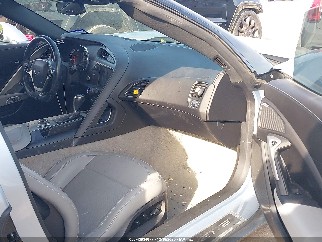 2017 Chevrolet Corvette Stingray, VIN 1G1YD2D70H5118003. Фото 5 з 6 з аукціону IAAI. Каталог авто зі США OpenDataCar.