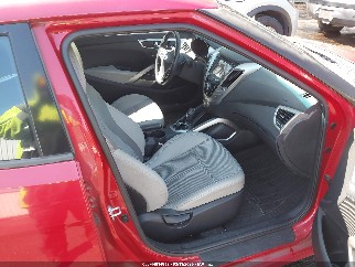 2013 Hyundai Veloster, VIN KMHTC6ADXDU120424. Фото 5 з 6 з аукціону IAAI. Каталог авто зі США OpenDataCar.