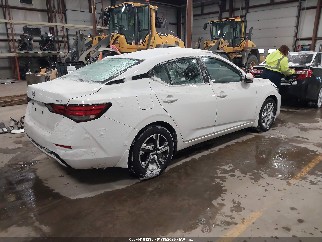 2024 Nissan Sentra, VIN 3N1AB8CV9RY317821. Фото 4 з 6 з аукціону IAAI. Каталог авто зі США OpenDataCar.