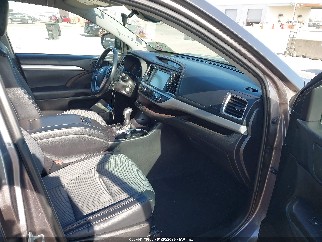 2019 Toyota Highlander, VIN 5TDBZRFH6KS953683. Фото 5 з 6 з аукціону IAAI. Каталог авто зі США OpenDataCar.