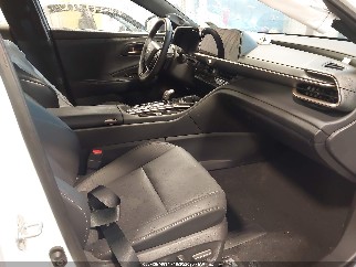 2025 Toyota Crown, VIN JTDACAAJ0S3017651. Фото 5 з 6 з аукціону IAAI. Каталог авто зі США OpenDataCar.