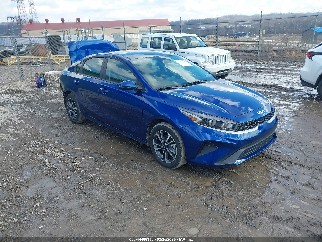 2024 Kia Forte, VIN 3KPF24AD0RE823397. Фото 1 з 6 з аукціону IAAI. Каталог авто зі США OpenDataCar.