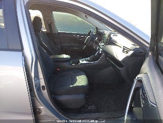 2019 Toyota RAV4, VIN 2T3BWRFV8KW010787. Фото 5 з 6 з аукціону IAAI. Каталог авто зі США OpenDataCar.