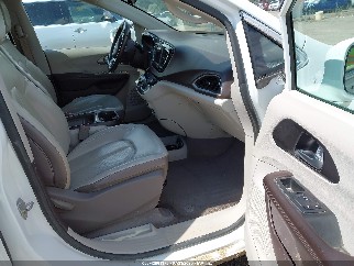 2018 Chrysler Pacifica, VIN 2C4RC1BG9JR141879. Фото 5 з 6 з аукціону IAAI. Каталог авто зі США OpenDataCar.