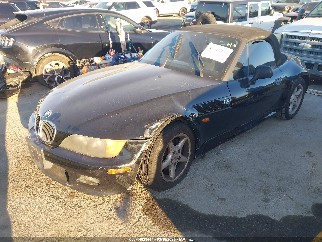 1997 Bmw Z3, VIN 4USCJ3327VLC01650. Фото 2 из 6 с аукциона IAAI. Каталог авто из США OpenDataCar.