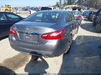 2018 Nissan Altima, VIN 1N4AL3AP0JC124302. Фото 4 з 6 з аукціону IAAI. Каталог авто зі США OpenDataCar.