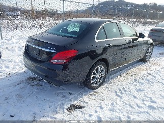 2017 Mercedes-benz C-Class, VIN 55SWF4KB6HU206711. Фото 4 з 6 з аукціону IAAI. Каталог авто зі США OpenDataCar.