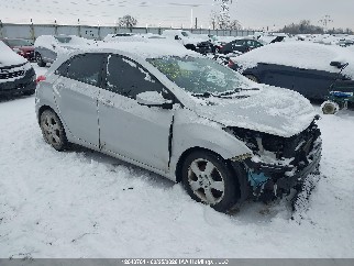 2013 Hyundai Elantra, VIN KMHD25LE8DU041549. Photo 1 of 6 from IAAI auction. OpenDataCar US salvage catalog.