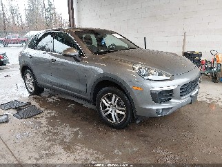 2016 Porsche Cayenne, VIN WP1AA2A26GKA37015. Фото 1 з 6 з аукціону IAAI. Каталог авто зі США OpenDataCar.
