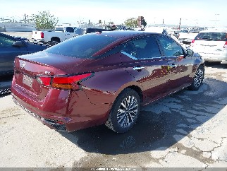 2023 Nissan Altima, VIN 1N4BL4DV9PN358391. Фото 4 з 6 з аукціону IAAI. Каталог авто зі США OpenDataCar.