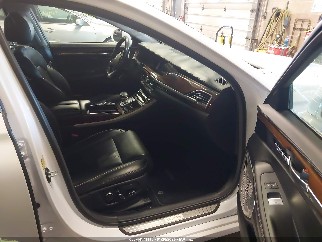 2017 Genesis G90, VIN KMHG34JA6HU029815. Фото 5 з 6 з аукціону IAAI. Каталог авто зі США OpenDataCar.