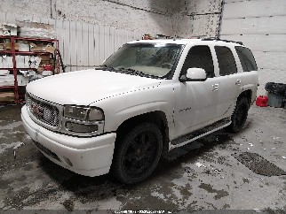 2002 Gmc Yukon, VIN 1GKEK63U02J233962. Фото 2 з 6 з аукціону IAAI. Каталог авто зі США OpenDataCar.