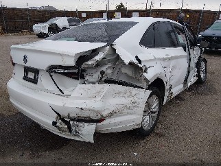 2019 Volkswagen Jetta, VIN 3VWC57BU3KM157722. Фото 4 з 6 з аукціону IAAI. Каталог авто зі США OpenDataCar.