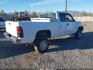 2001 Dodge Ram 2500, VIN 1B7KF23W01J591493. Фото 4 з 6 з аукціону IAAI. Каталог авто зі США OpenDataCar.