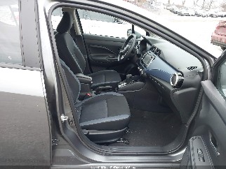 2023 Nissan Versa, VIN 3N1CN8EV0PL860496. Фото 5 з 6 з аукціону IAAI. Каталог авто зі США OpenDataCar.