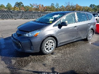 2015 Toyota Prius V, VIN JTDZN3EU9FJ038741. Фото 2 з 6 з аукціону IAAI. Каталог авто зі США OpenDataCar.