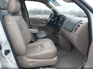 2002 Mazda Tribute, VIN 4F2CU08182KM16237. Фото 5 из 6 с аукциона IAAI. Каталог авто из США OpenDataCar.