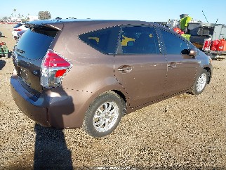 2016 Toyota Prius V, VIN JTDZN3EU4GJ042746. Фото 4 з 6 з аукціону IAAI. Каталог авто зі США OpenDataCar.