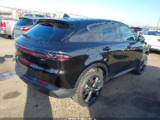 2023 Dodge Hornet, VIN ZACNDFBN4P3A02092. Фото 4 из 6 с аукциона IAAI. Каталог авто из США OpenDataCar.