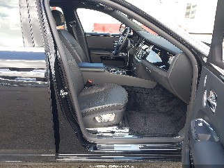 2013 Rolls-royce Ghost, VIN SCA664L55DUX65945. Zdjęcie 5 z 6 z aukcji IAAI. Katalog aut z USA OpenDataCar.