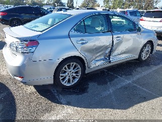 2010 Lexus HS 250h, VIN JTHBB1BA8A2017115. Фото 4 з 6 з аукціону IAAI. Каталог авто зі США OpenDataCar.