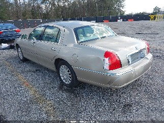 2004 Lincoln Town Car, VIN 1LNHM81W04Y649454. Фото 3 з 6 з аукціону IAAI. Каталог авто зі США OpenDataCar.