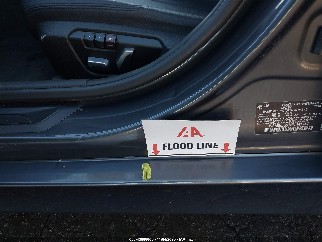 2017 Bmw 3 Series, VIN WBA8E5G51HNU41747. Фото 6 з 6 з аукціону IAAI. Каталог авто зі США OpenDataCar.