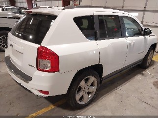 2012 Jeep Compass, VIN 1C4NJDCB0CD659328. Фото 4 из 6 с аукциона IAAI. Каталог авто из США OpenDataCar.
