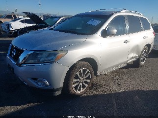 2013 Nissan Pathfinder, VIN 5N1AR2MNXDC671042. Zdjęcie 2 z 6 z aukcji IAAI. Katalog aut z USA OpenDataCar.