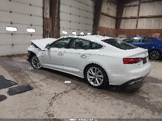 2021 Audi A5 Sportback, VIN WAUABCF57MA020424. Фото 3 з 6 з аукціону IAAI. Каталог авто зі США OpenDataCar.