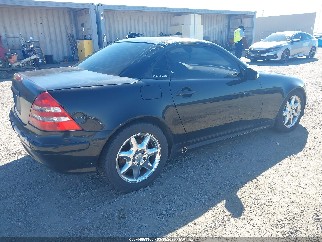 2001 Mercedes-benz SLK-Class, VIN WDBKK65F91F230300. Zdjęcie 4 z 6 z aukcji IAAI. Katalog aut z USA OpenDataCar.