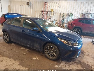 2023 Kia Forte, VIN 3KPF24AD8PE653111. Фото 1 з 6 з аукціону IAAI. Каталог авто зі США OpenDataCar.