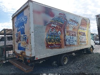 2013 Isuzu NPR, VIN 54DB4W1B4DS801942. Фото 4 из 6 с аукциона IAAI. Каталог авто из США OpenDataCar.