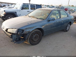 2000 Toyota Camry, VIN JT2BG22K9Y0457201. Zdjęcie 2 z 6 z aukcji IAAI. Katalog aut z USA OpenDataCar.