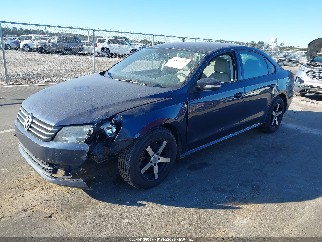 2014 Volkswagen Passat, VIN 1VWAP7A30EC008667. Zdjęcie 2 z 6 z aukcji IAAI. Katalog aut z USA OpenDataCar.