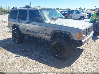 2001 Jeep Cherokee, VIN 1J4FT48SX1L517508. Photo 1 of 6 from IAAI auction. OpenDataCar US salvage catalog.