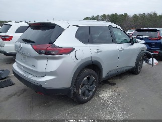 2024 Nissan Rogue, VIN 5N1BT3BA9RC746459. Zdjęcie 4 z 6 z aukcji IAAI. Katalog aut z USA OpenDataCar.